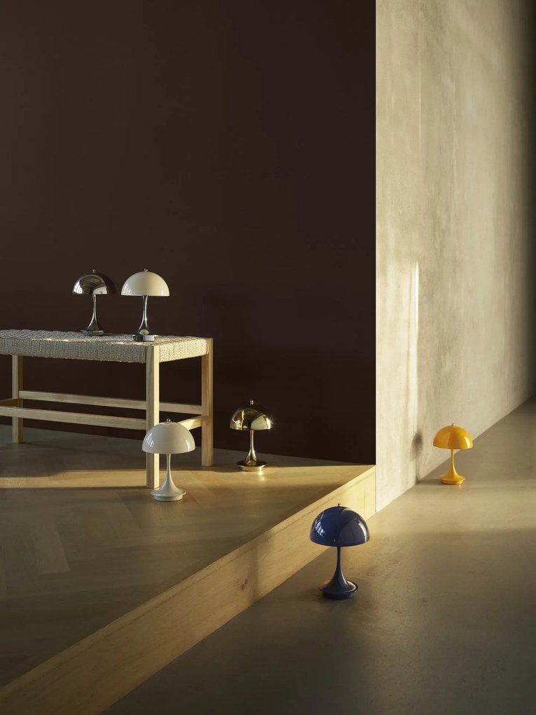 Louis Poulsen Prenosná lampa Panthella 160 V3 Opaque Yellow