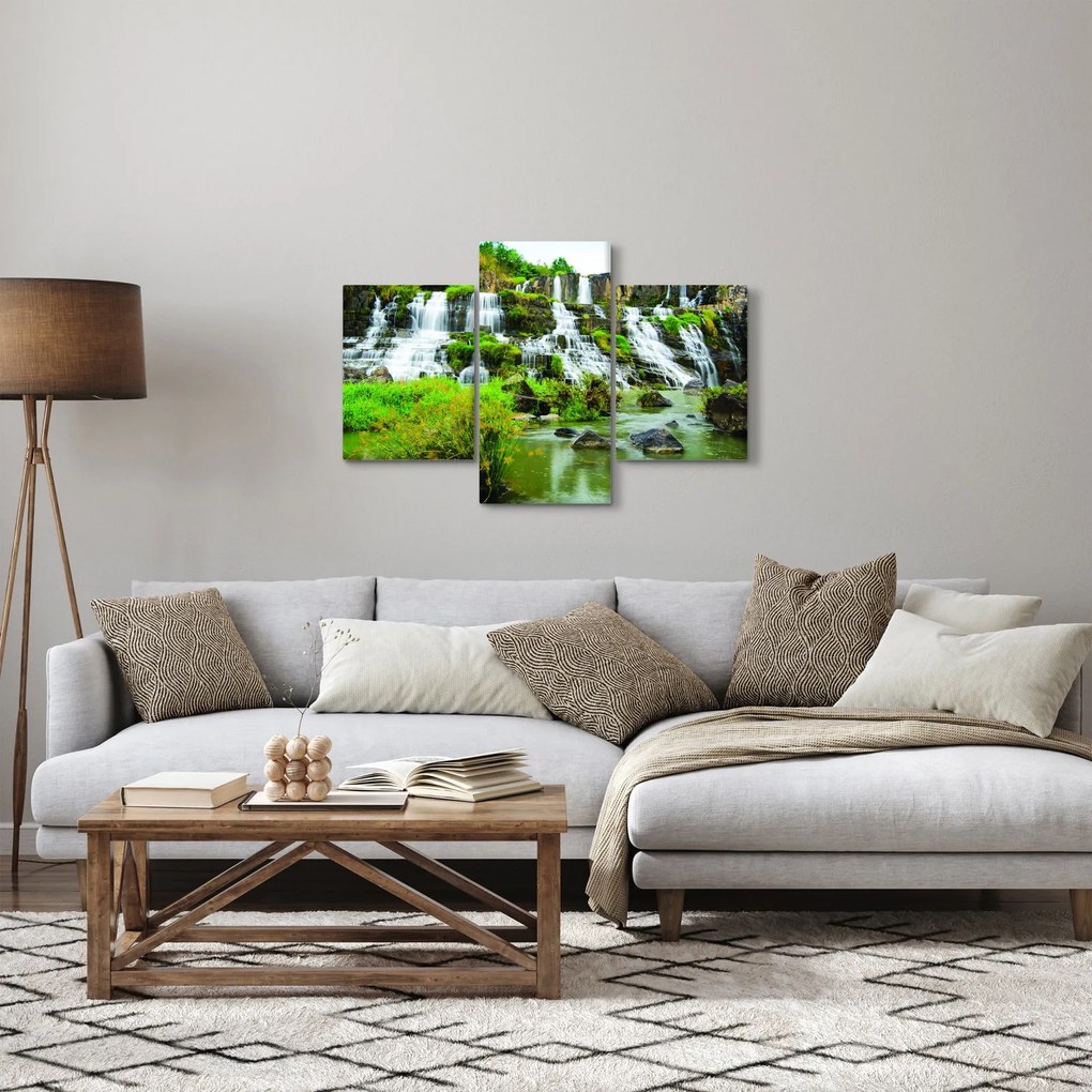 Obraz - vodopády so zeleňou (90x60 cm)
