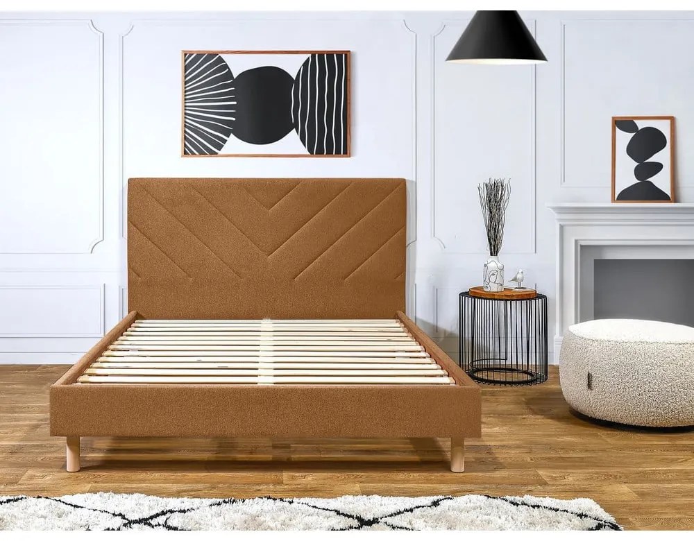 Oranžová čalúnená dvojlôžková posteľ s roštom 140x190 cm Romane – Bobochic Paris