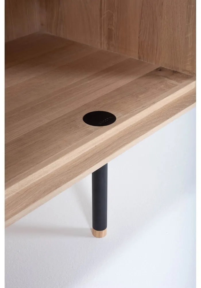 Nízka komoda z dubového dreva v čierno-prírodnej farbe 176x100 cm Fina - Gazzda