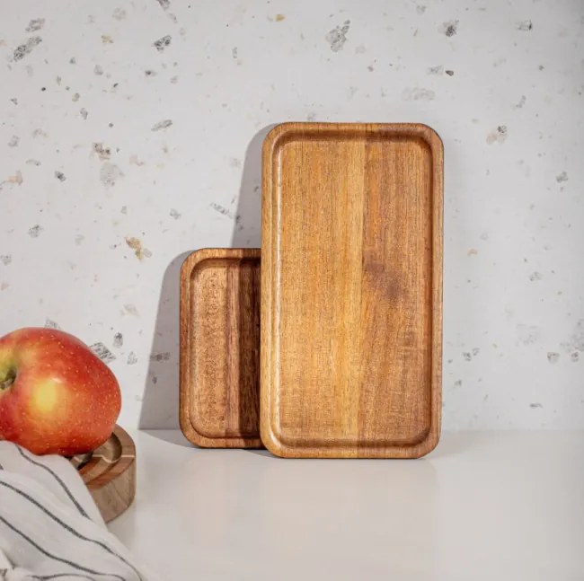 Sada dvoch servírovacích podnosov MOOKA drevená 744525