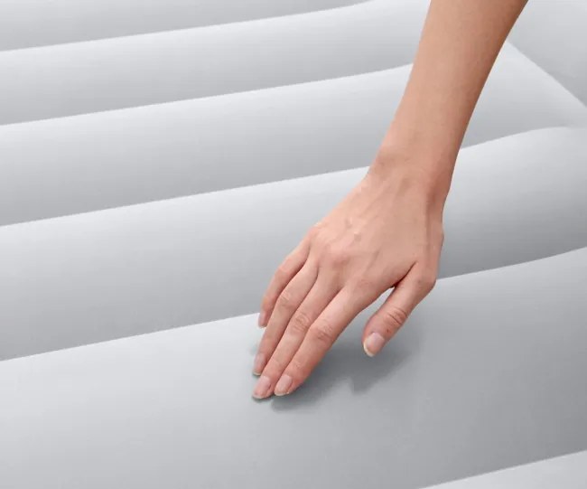 Nafukovací matrac Bestway 6713I so vzduchovou pumpou 152x203x51 cm