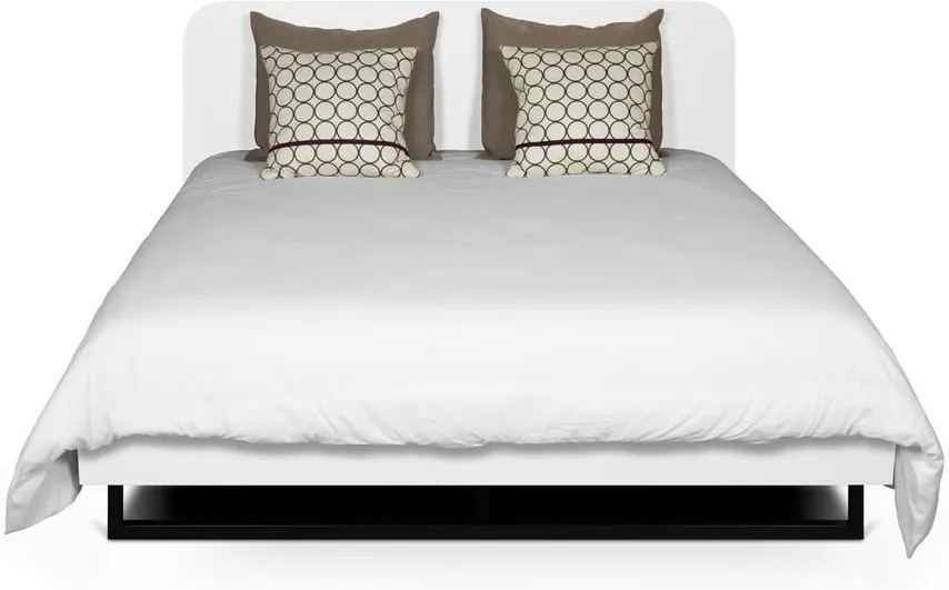 Biela posteľ s čiernymi nohami TemaHome Mara, 180 × 200 cm