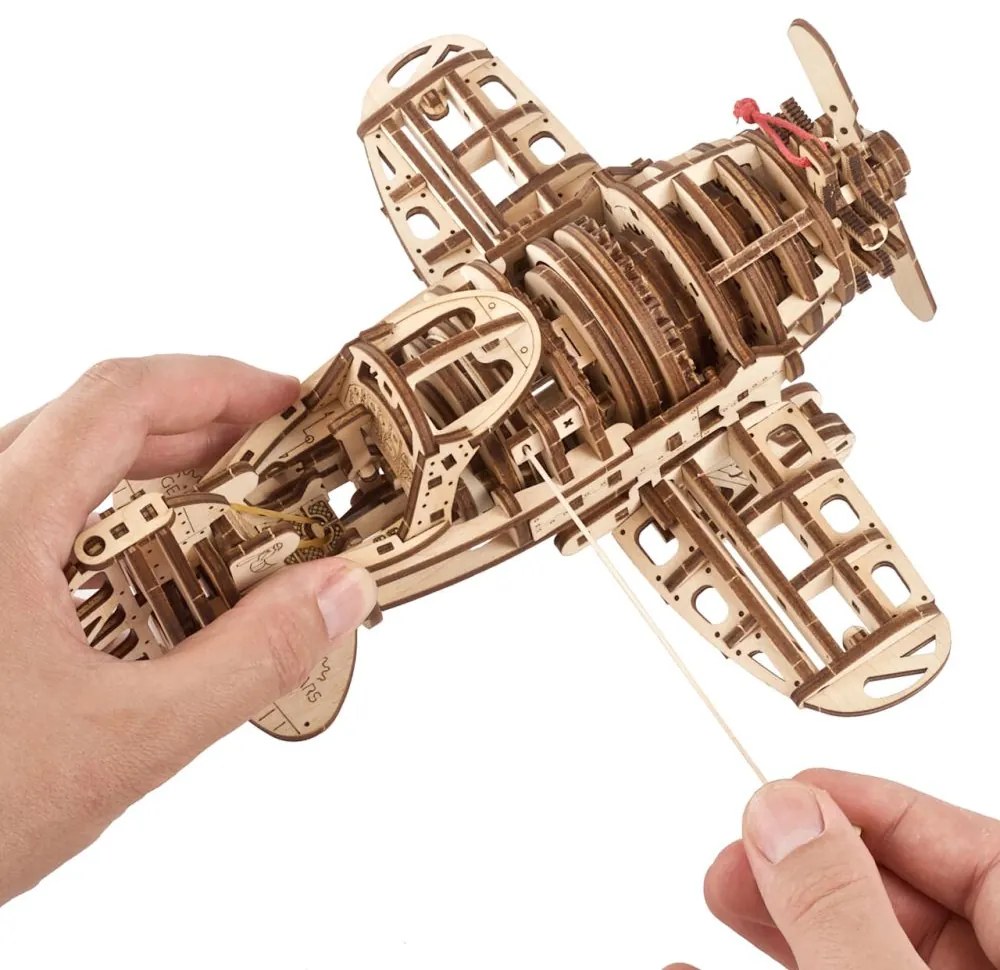 Ugears 3D mechanické puzzle Lietadlo Mad Hornet 354 ks