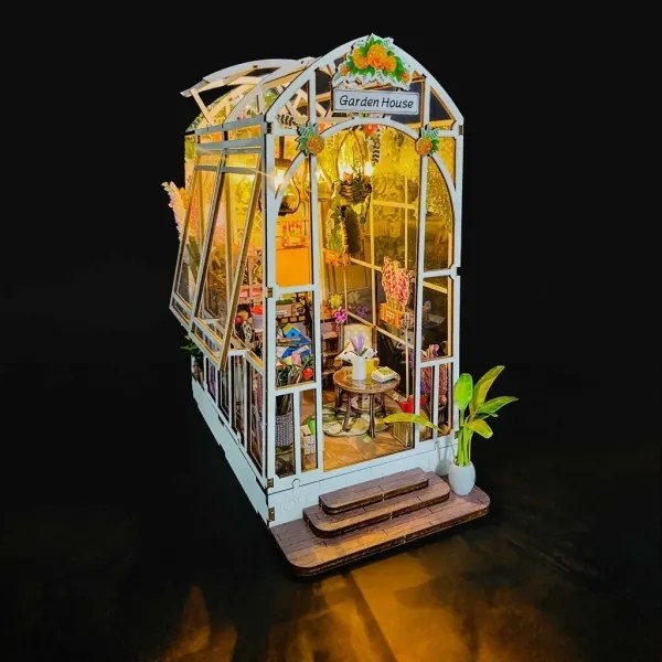 2Kids Toys - Miniatúrny záhradný domček, napájanie 2x AAA