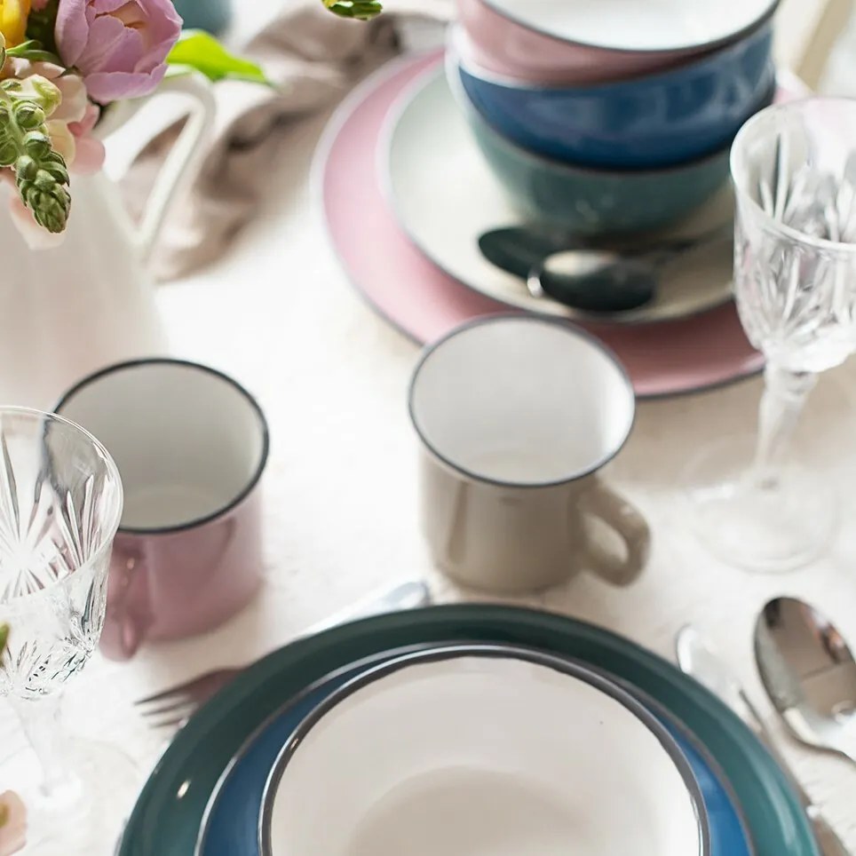 16-dielna súprava riadu Mäser MAILA – petrolovomodrá kombinácia