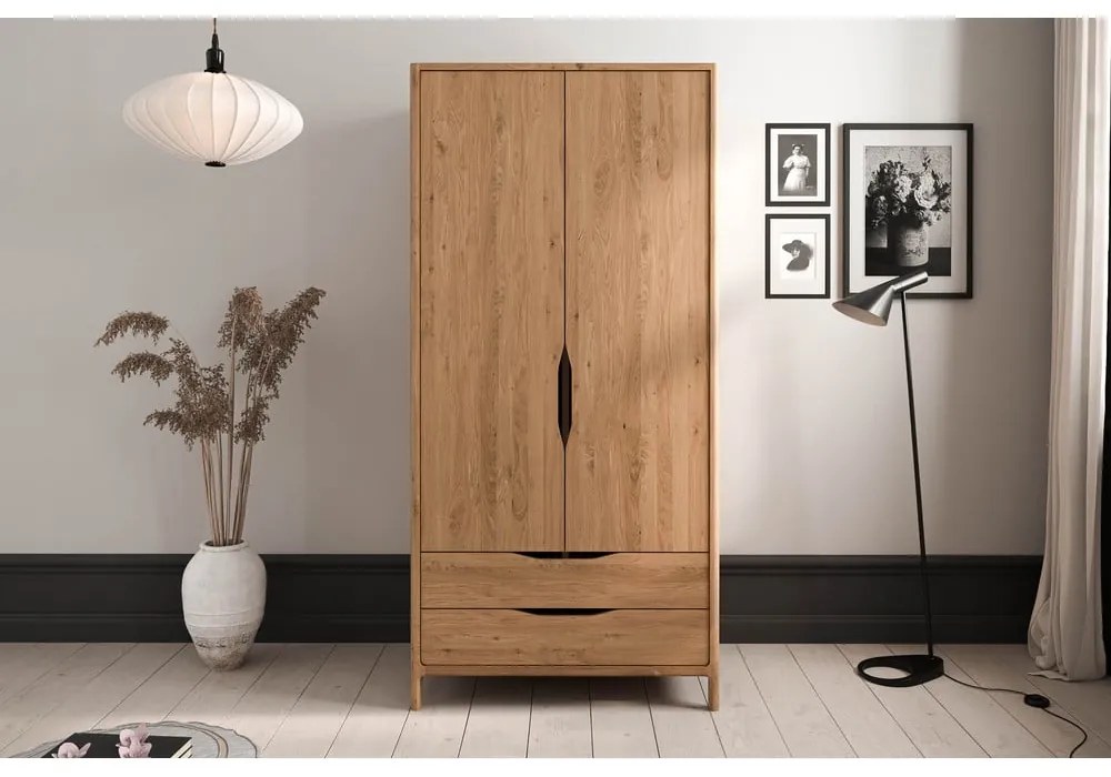 Šatníková skriňa z dubového dreva v prírodnej farbe 96x188 cm Twig – The Beds