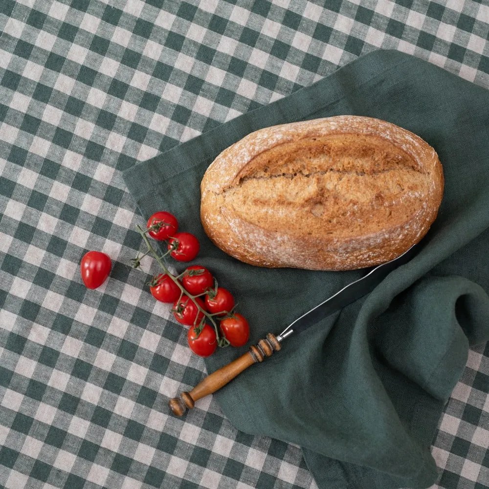 Ľanový obrus 140x200 cm Forest Green Gingham – Linen Tales