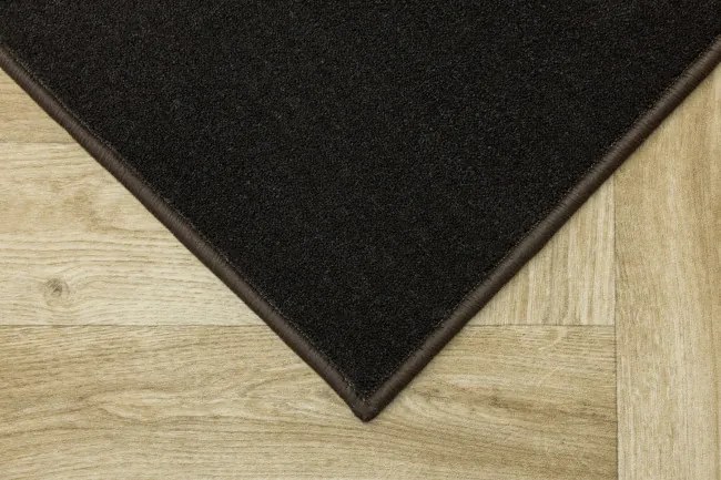 Metrážny koberec MAGIC 95 tmavohnedý