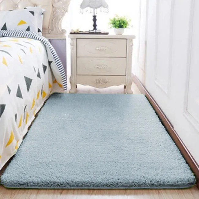 Protišmykový koberec ALPACA strieborný