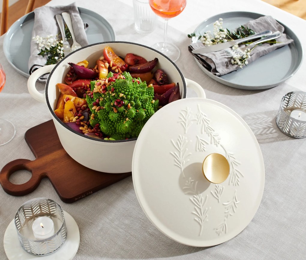 Liatinový hrniec, biely