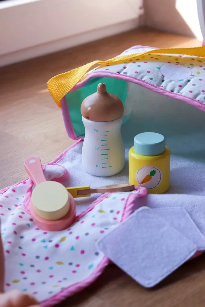 Prebaľovacia taška s príslušenstvom pre bábiky