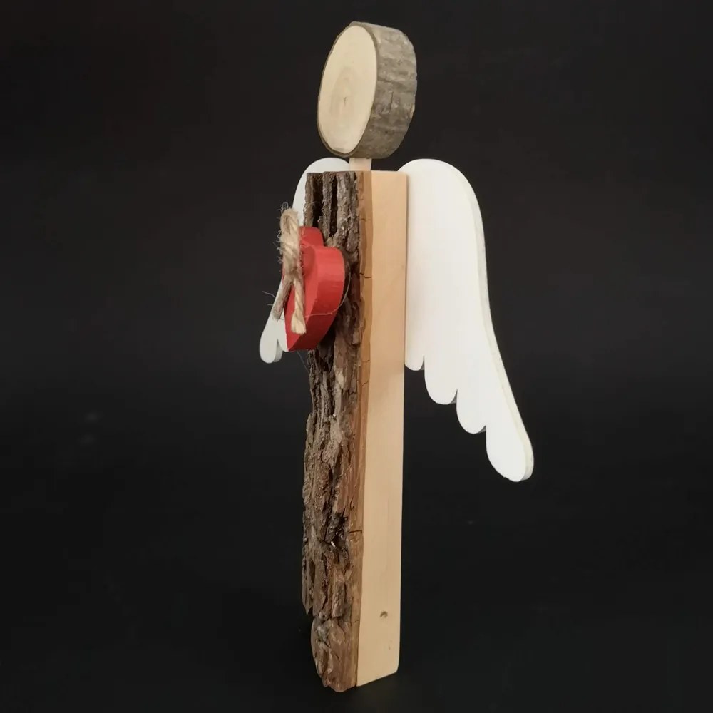 AMADEA Drevený anjel s kôrou s bielymi krídlami a čeveným srdcom, masívne drevo, 19x14,5x3 cm
