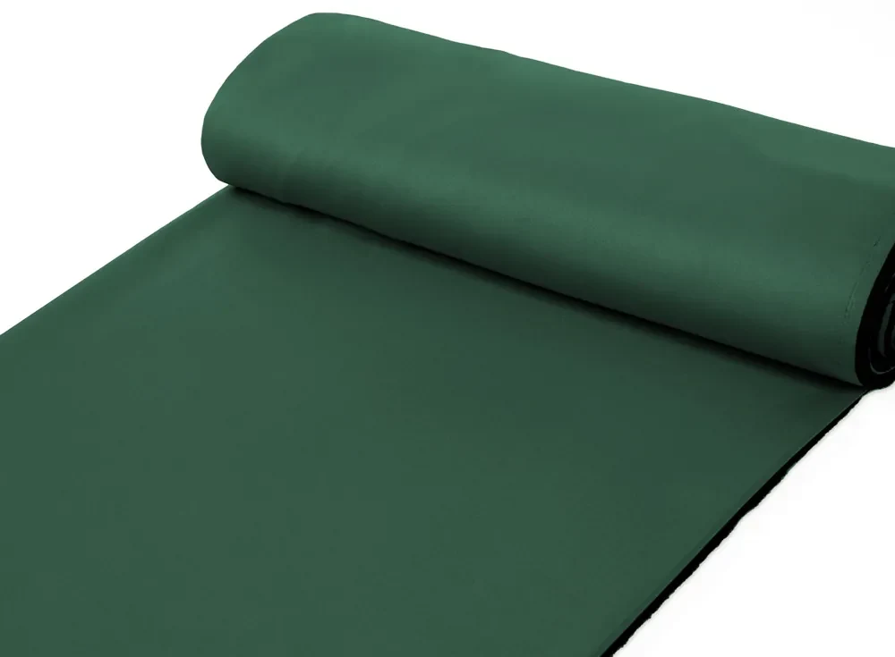 Biante Veľký dekoračný štvorcový obrus BKS-412 Zelený 250x250 cm