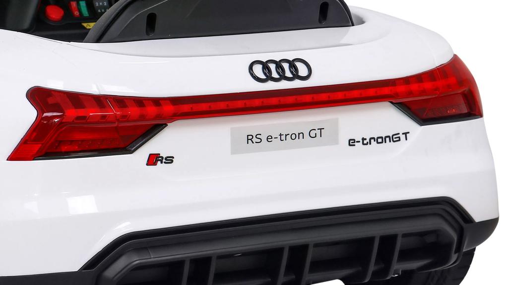 RAMIZ Elektrická autíčko Audi RS E-Tron GT - biele - 4x25W - BATÉRIA - 12V7Ah - 2023