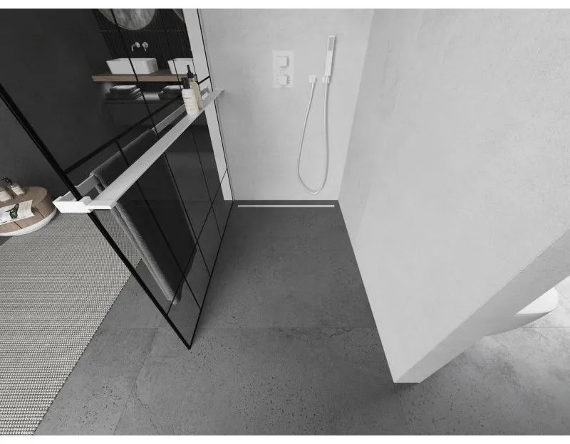 Mexen Kioto+, sprchová zástena Walk-In s poličkou a vešiakom 110 x 200 cm, 8mm číre sklo čierny vzor, biely profil, 800-110-121-20-78