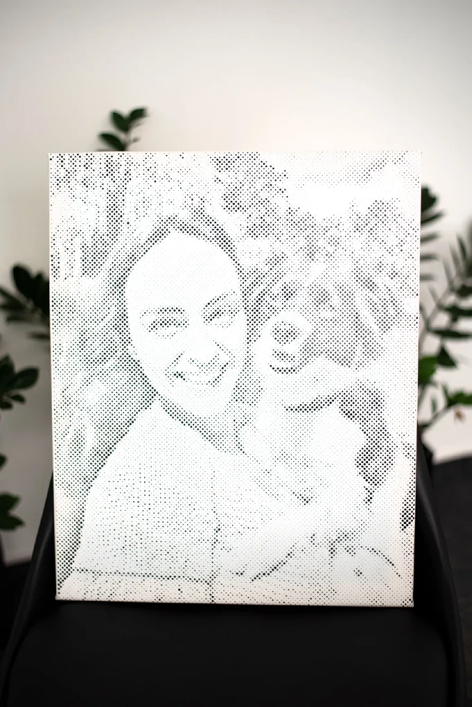 Gario Bodkovanie Vybodkuj si svoju fotku! Rozmery: 50 x 50 cm, Rámovanie: Iba zrolované plátno, Farba bodiek: Zelená