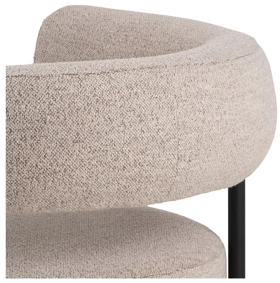 Béžové kreslo z textílie buklé Oakfield – Actona