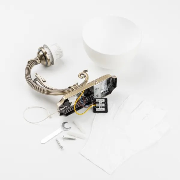 Brilagi - Nástenná lampa CLASSIC 1xE27/60W/230V mosadz