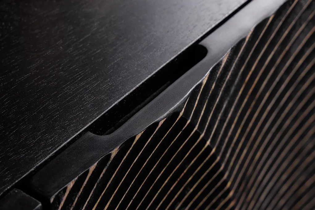 Komoda Golden Sunset 140 cm z mangového dreva v čiernom prevedení