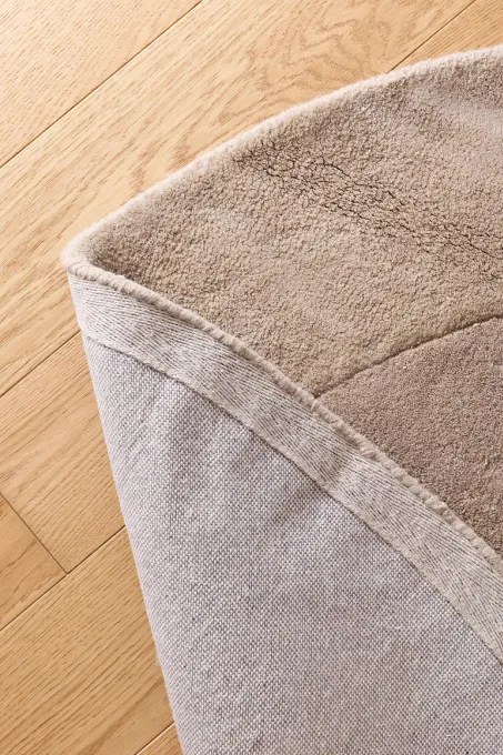 Koberec Arte Aspen Taupe kruh