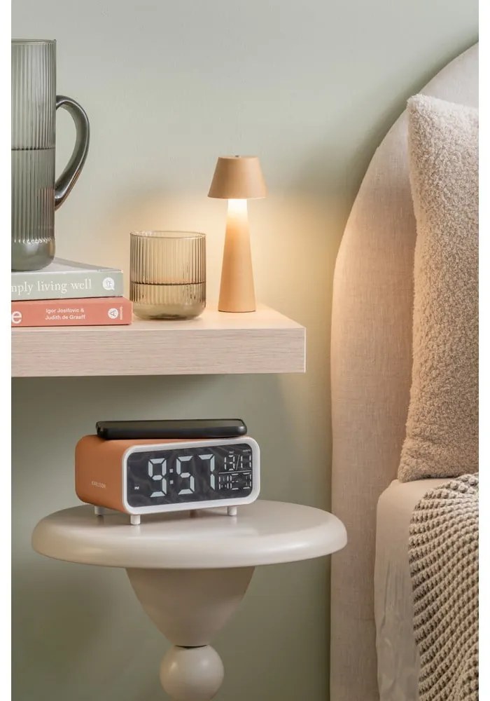 Budík s bezdrôtovou nabíjačkou Chunky LED – Karlsson