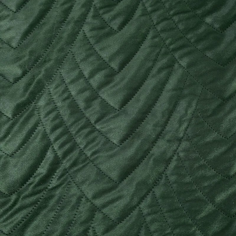 Dekorstudio Zamatový prehoz na posteľ LUIZ 6 v tmavozelenej farbe Rozmer prehozu (šírka x dĺžka): 170x210cm
