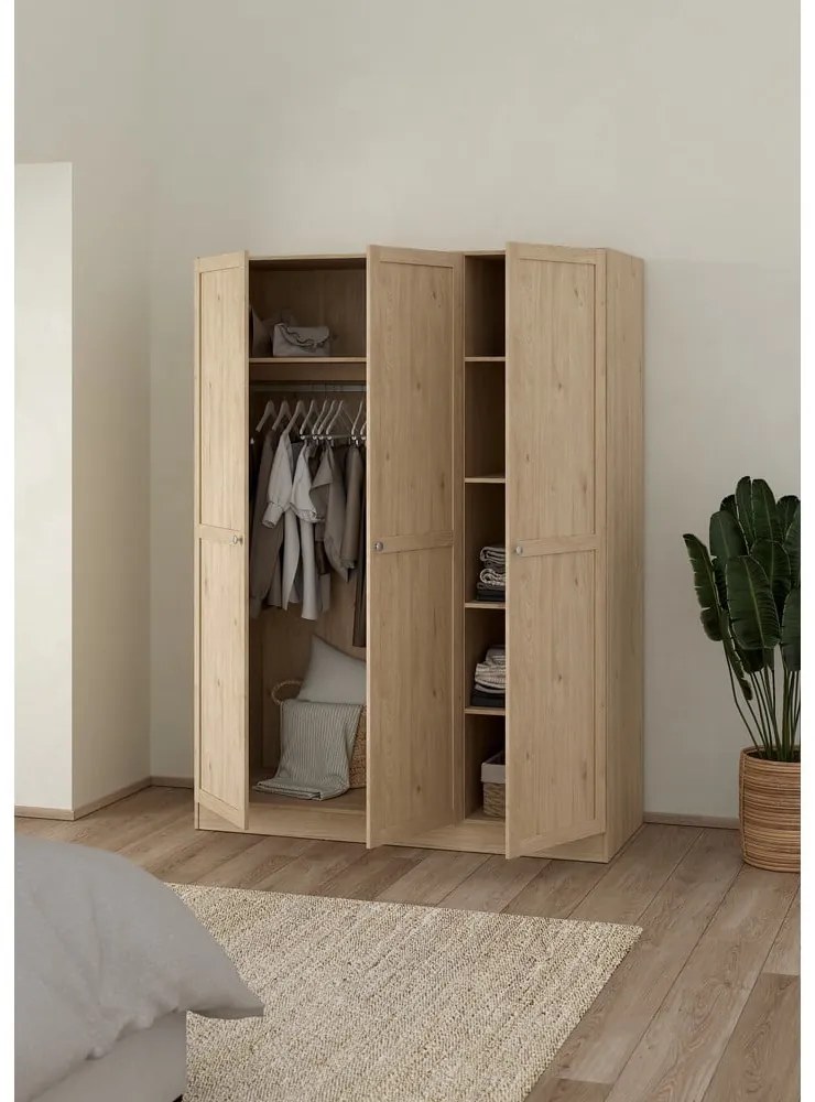 Šatníková skriňa v dekore duba v prírodnej farbe 147x200 cm Billund – Tvilum