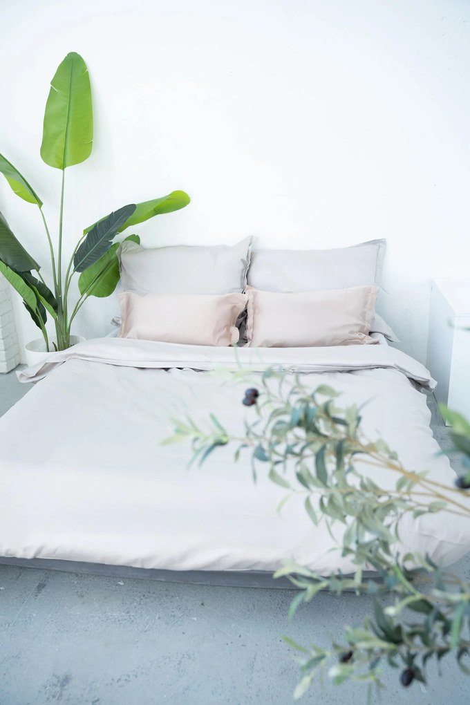 INTERMEDIC SK Luxusné saténové obliečky by Queen Plačková – taupe 140×200 / 200×220 Veľkosť: 200x220/2x70x90 cm