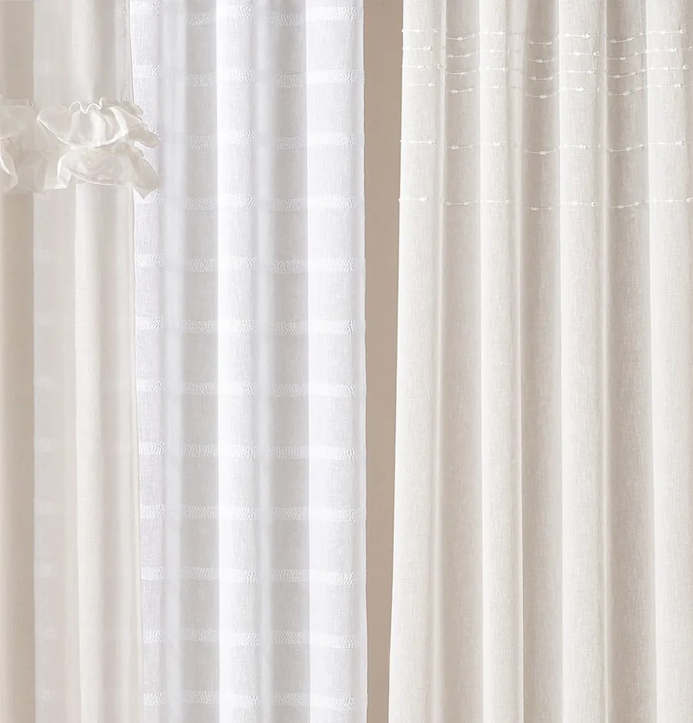 Room99 Záclona na krúžkoch Marisa Bodky Farba: Biela, Veľkosť: 250 x 250 cm