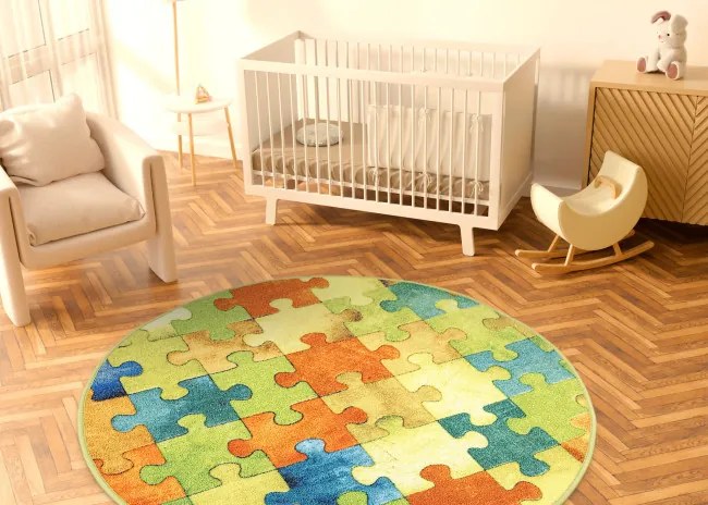 Koberec Puzzle viacfarebný kruh