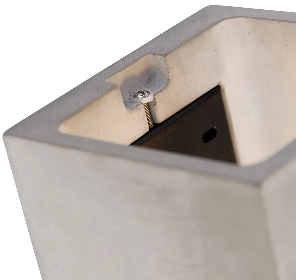 Rustikálna štvorcová nástenná lampa z betónu - Alban