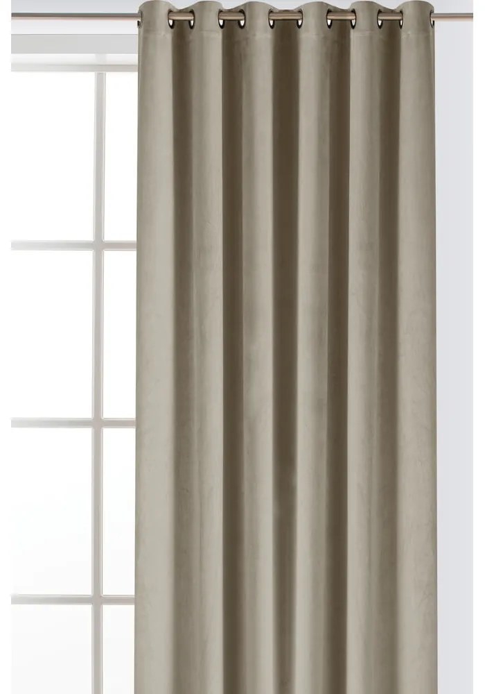 Béžový zamatový dimout záves 265x175 cm Velto – Filumi