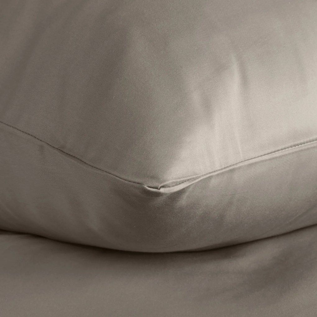 SATÉNOVÉ OBLIEČKY DINA 140X200 CM, 1 KS 70X80 CM SVETLOHNEDÉ