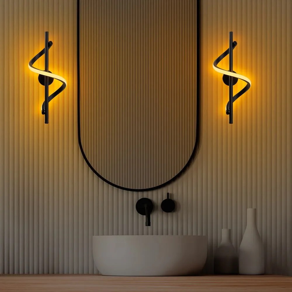 Čierne LED nástenné svietidlo ø 7 cm Likma – Opviq lights