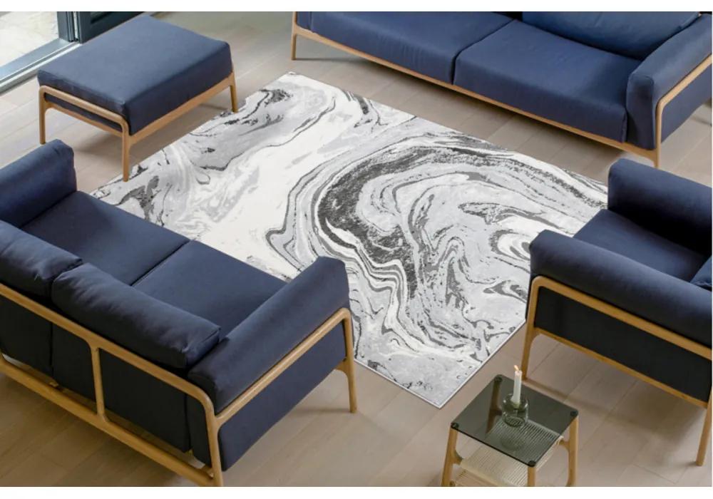 Kusový koberec Triana striebornosivý 140x190cm