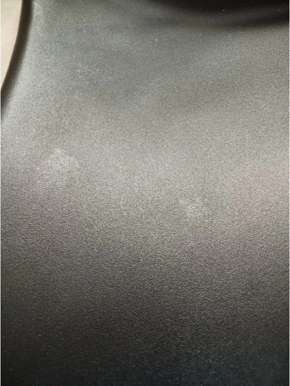 AKCIA Čierna plastová stolička KATO II. akosť