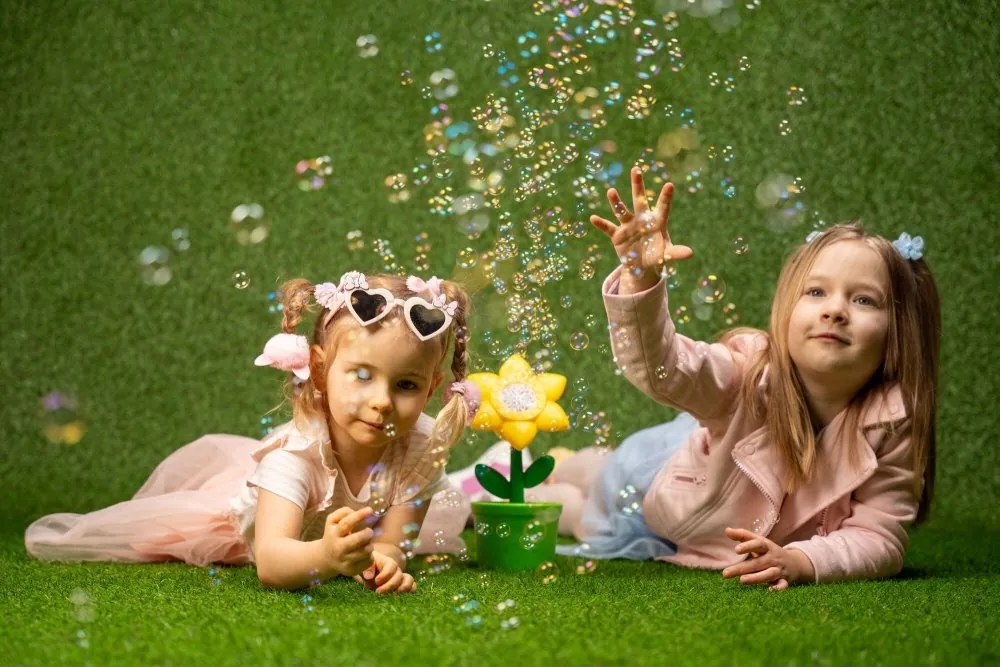 Fru Blu – Prístroj na bubliny z mydlovej vody v tvare kvetu