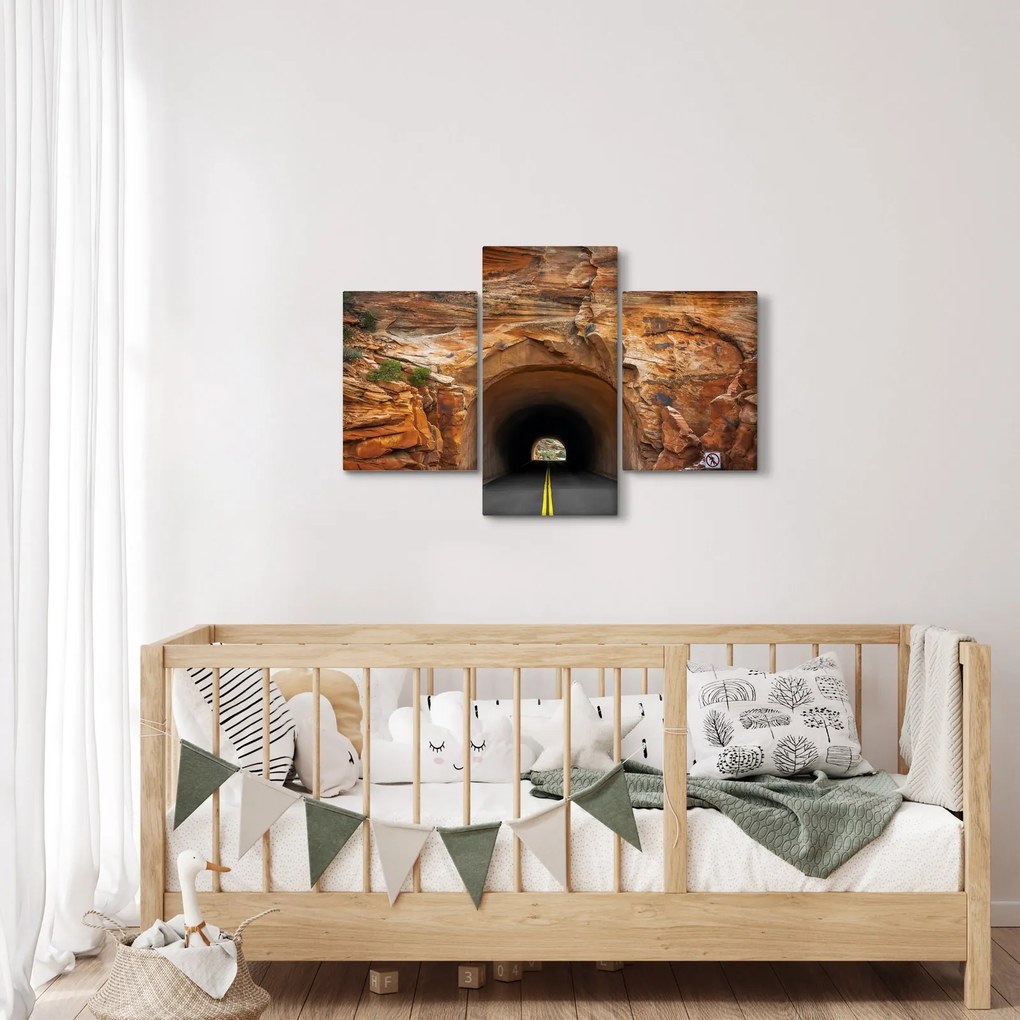 Obraz - tunel v skale (90x60 cm)