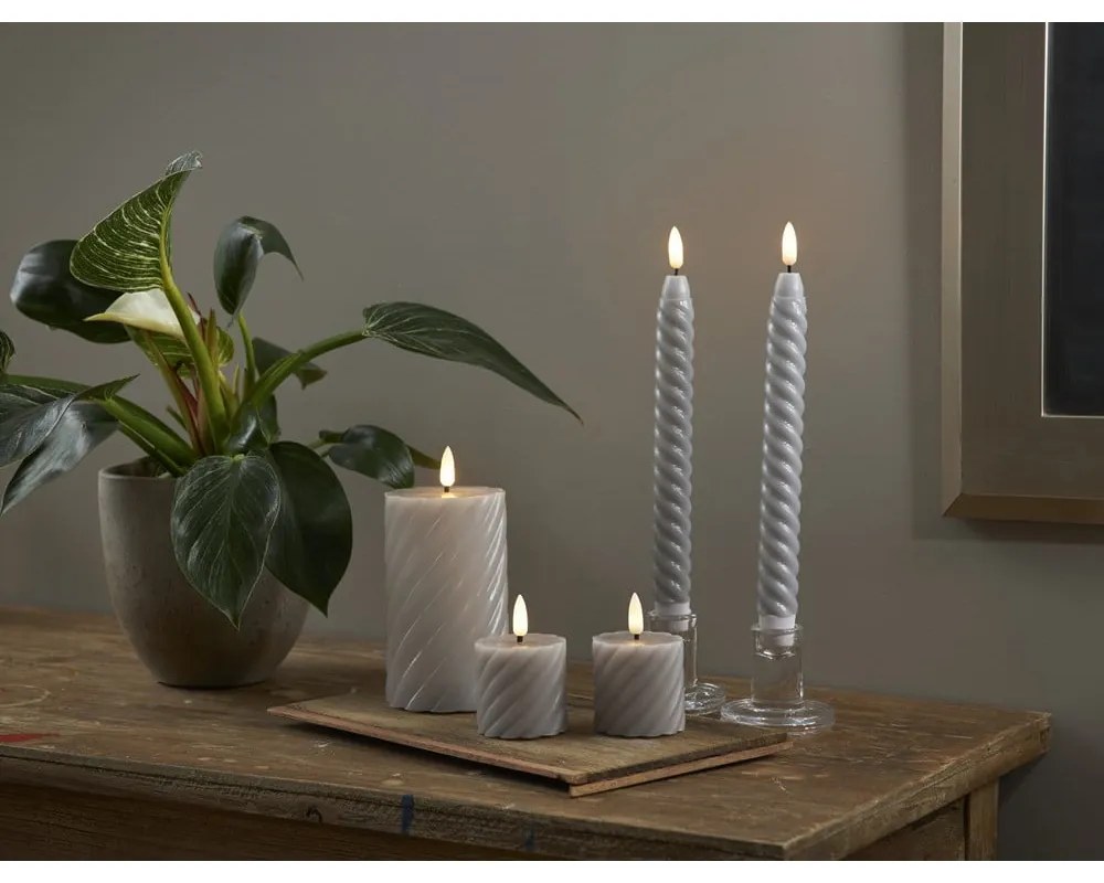 Súprava 2 sivých voskových LED sviečok Star Trading Flamme Swirl, výška 7,5 cm