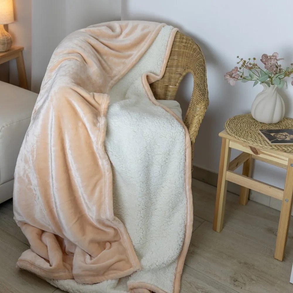 Polášek Mikroflanelová deka s barančekom - Ružová | 200 x 230 cm