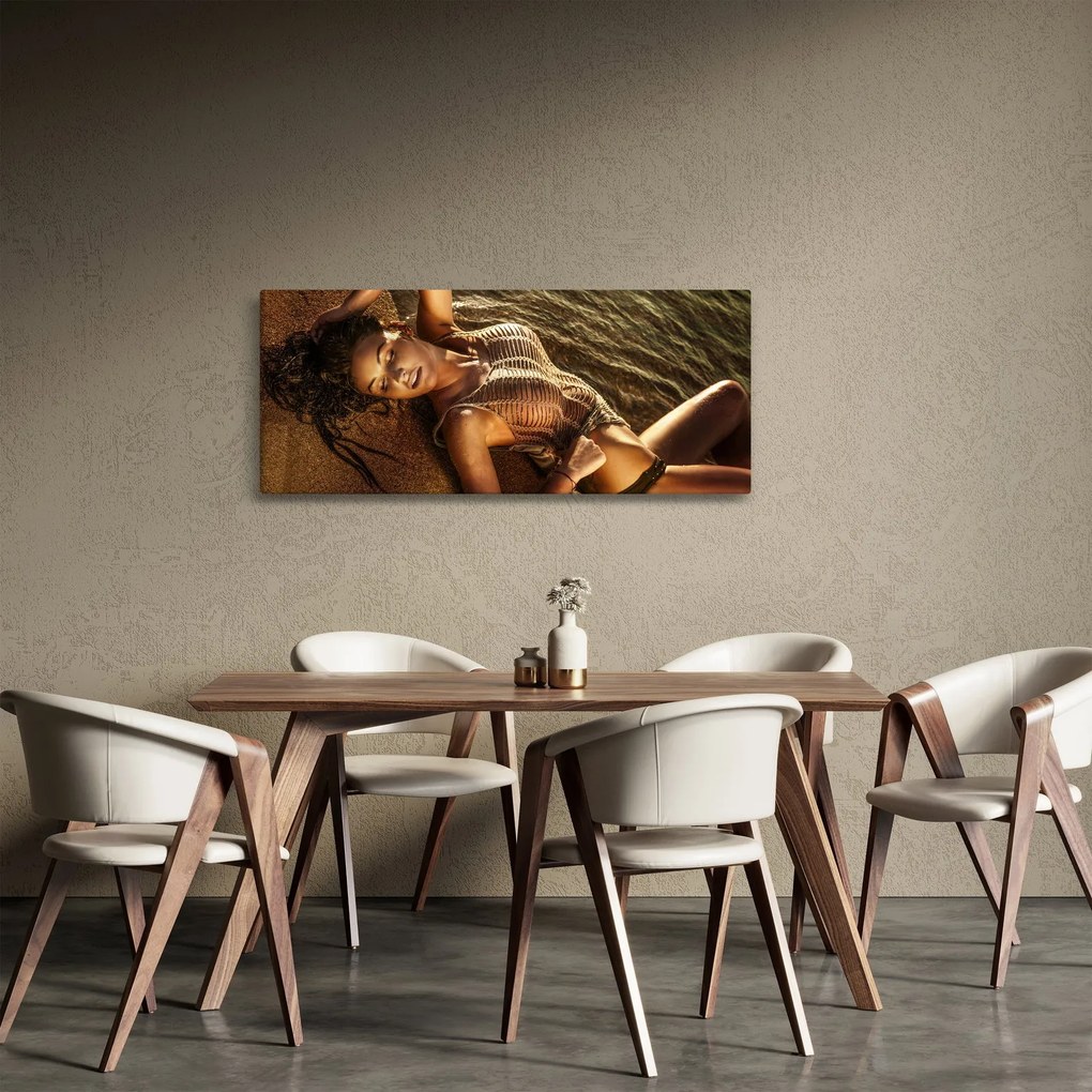 Obraz ženy ležiacej na pláži (120x50 cm)