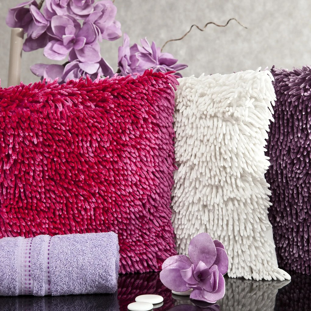 CHLPATÁ DEKORAČNÁ OBLIEČKA NA VANKÚŠ SHAGGY2 40X40 CM KRÉMOVÁ