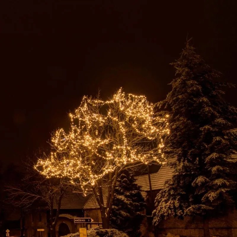 DECOLED LED světelný řetěz s MEGA LED, 100 m, 400 teple bílých diod