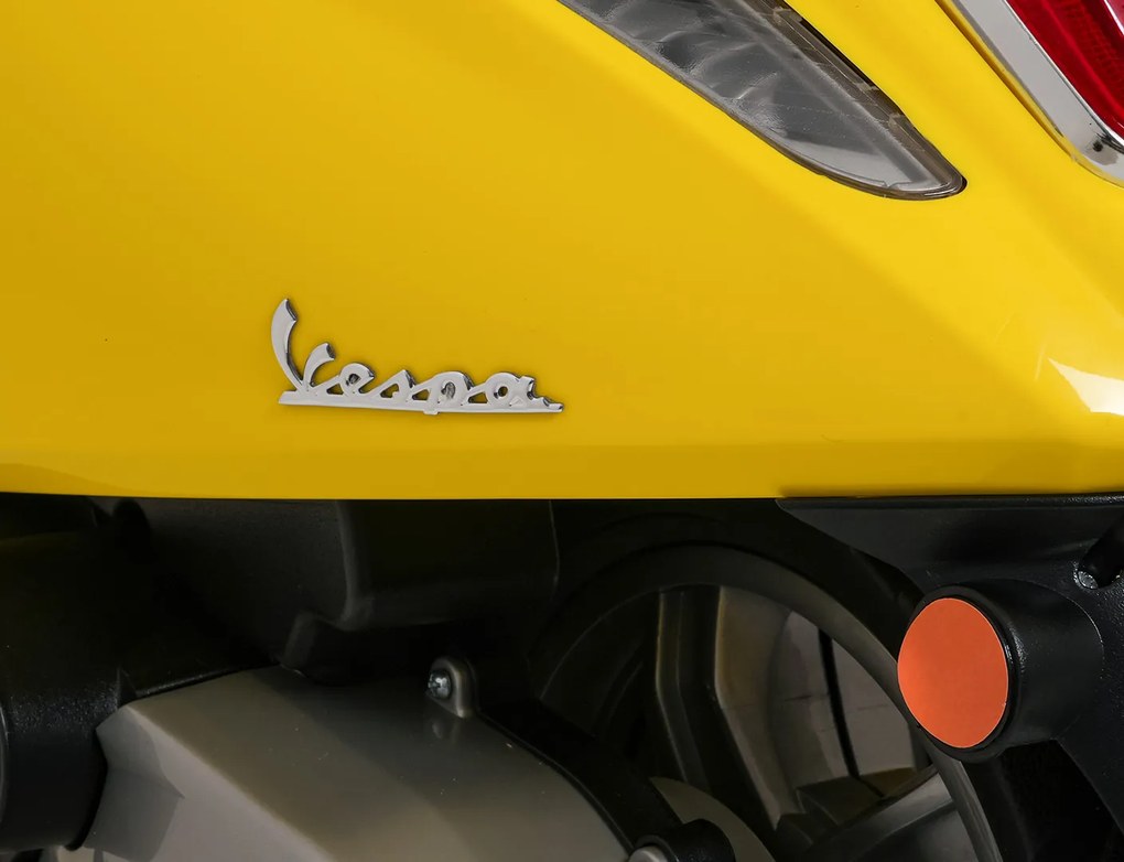 Ramiz Skúter Vespa ROMA žltý
