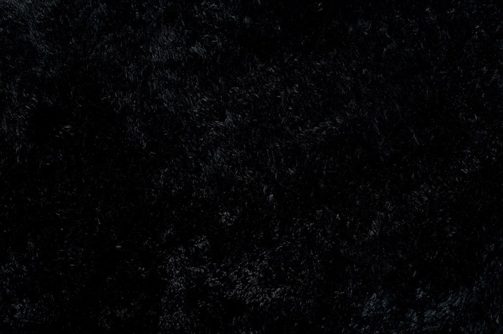 TA Koberec ČIERNE HODVÁBNE VLÁKNO Rozmer: 140x200 cm