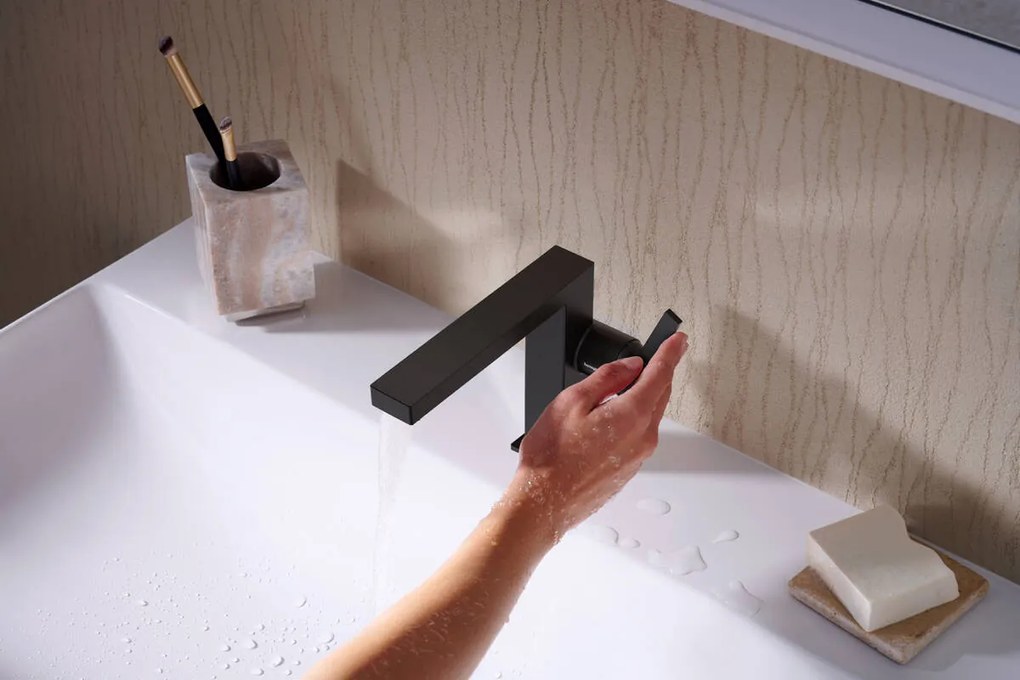 Hansgrohe Tecturis E, páková umývadlová batéria 110 Fine CoolStart EcoSmart+ s odtokovou garnitúrou Push-Open, čierna matná, HAN-73020670