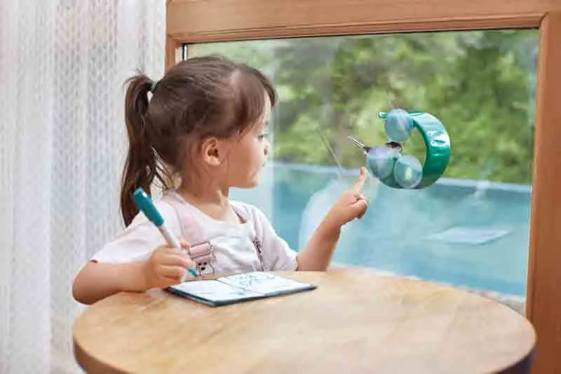 Bamboo - kŕmidlo pre vtáčiky na okno