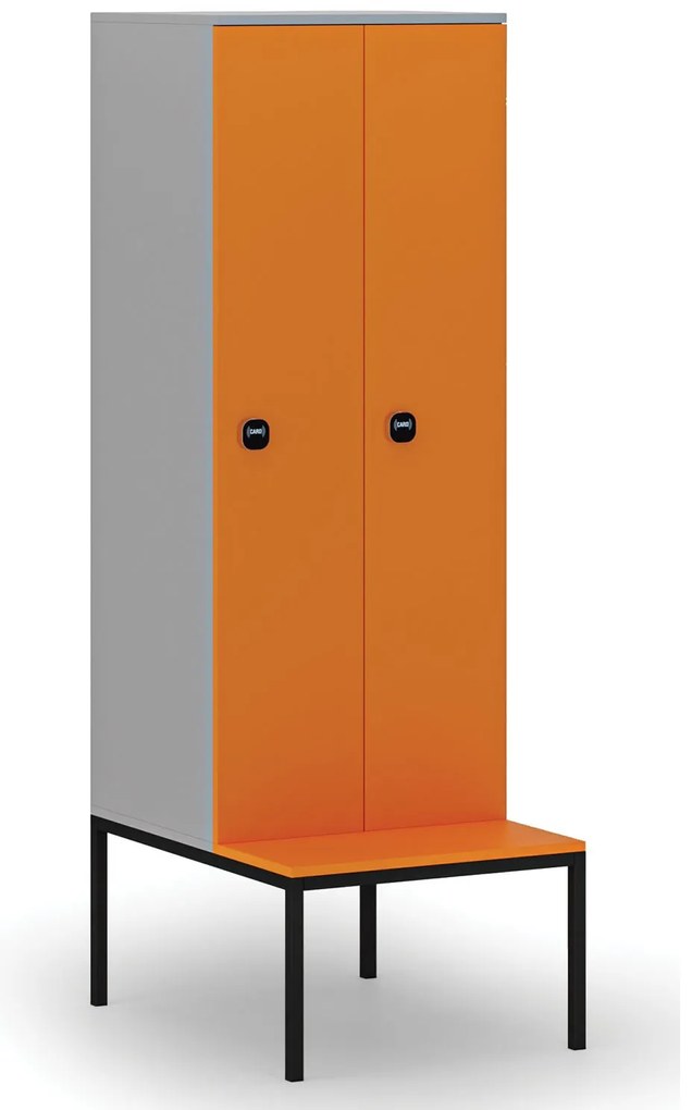 Drevená šatníková skrinka S4 s lavičkou, 2 oddiely, 1871 x 600 x 500/800 mm, demont, RFID zámok, sivá / oranžová