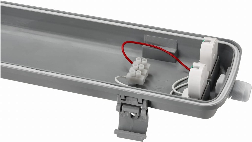 BERGE LED hermetické svietidlo IP65 - 120 cm pre dielňu